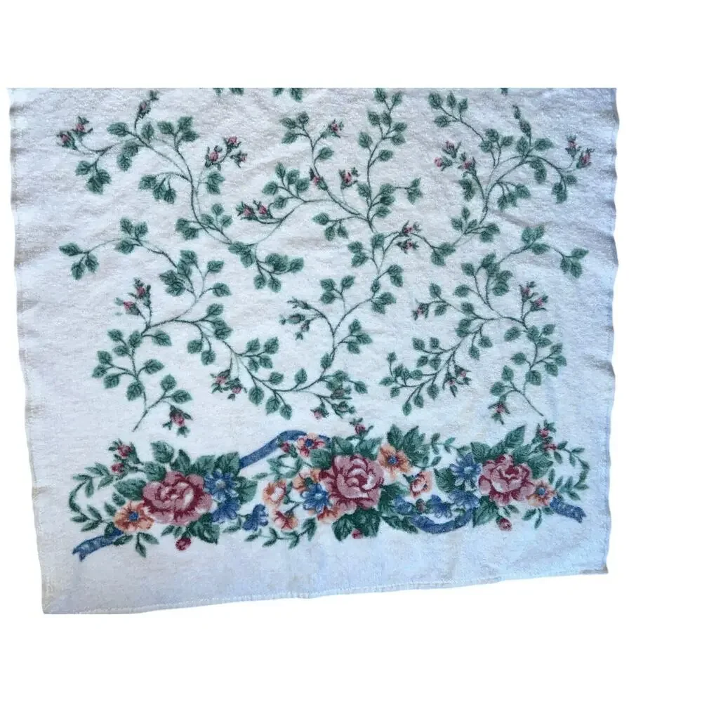 2 Vintage JCPenney Collection cottage core bath towel floral pink roses